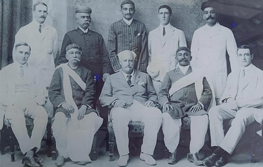 history-page-image1